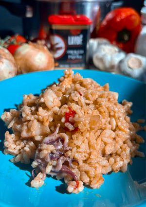 Una foto de ¡Arroz meloso de gambas y calamar! 🦐🦑