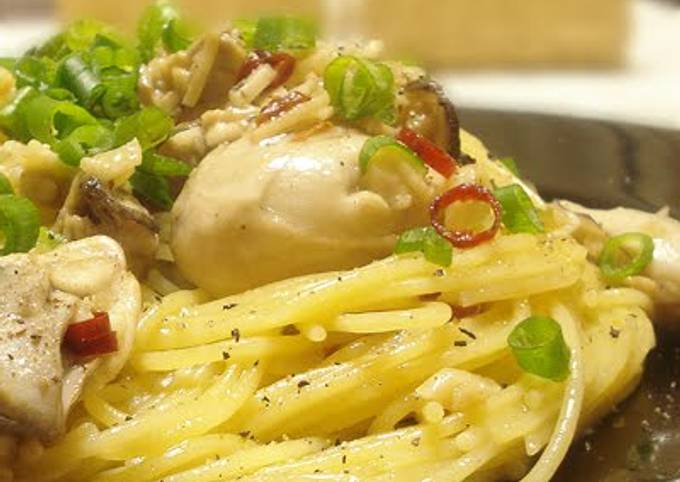 Recipe of Delicious Vongole Bianco with Oysters and Olive Oil