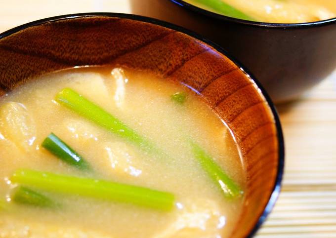 Garlic Shoot and Aburaage Miso Soup