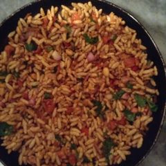 A picture of Kaachiu(Dry Bhel).