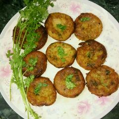 A picture of Dahi ke kabab.