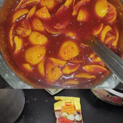 A picture of Mothers instant lemon pickle.