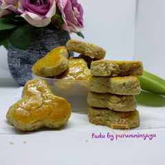 รูปของ Vanilla Cashew Cookies (Kue Kering Kacang Mete Vanila)