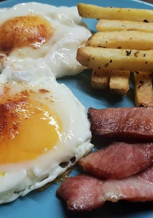 Una foto de Huevos con bacon sin gluten