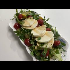 A picture of Green Grapes Caprese.