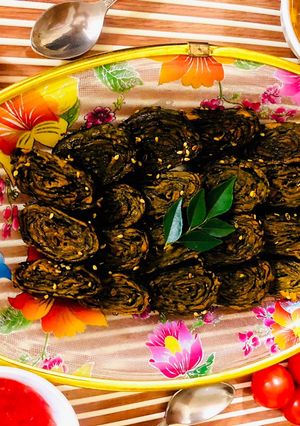 અળવી પાત્રા (Arvi Patra Recipe In Gujarati) રેસીપી મુખ્ય ફોટો