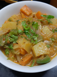 வெஜ் கடாய்(veg kadai recipe in tamil) செய்முறை முக்கிய புகைப்படம்