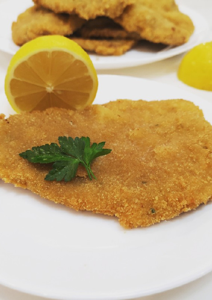Una foto de Filetes de ternera empanados/ Milanesas