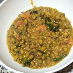 Green grams (ndengu) 😋 A picture of Green grams (ndengu) 😋.