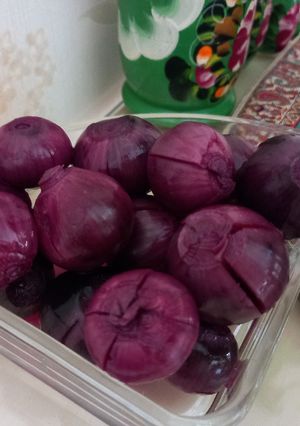 عکسی از دستور ترشی پیاز قرمز