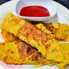 A picture of Chana flour pudla.