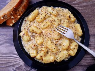 Eggless Gnocchi in Herb & Cheese Sauce