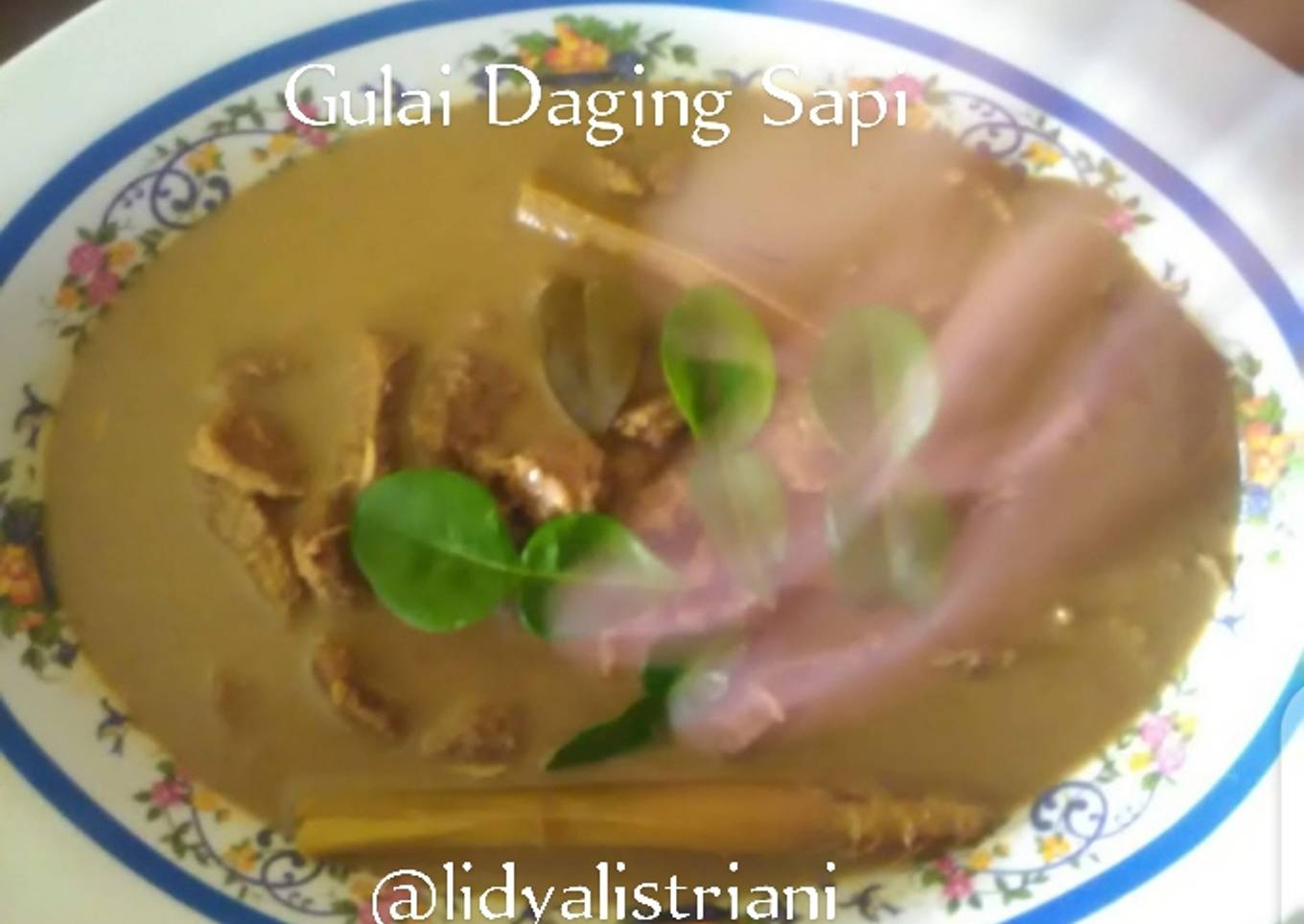 16. Gulai Daging Sapi