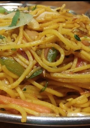 A picture of Chowmein.