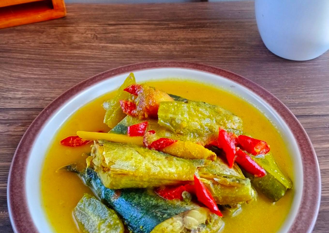 Ikan layang kuah asam