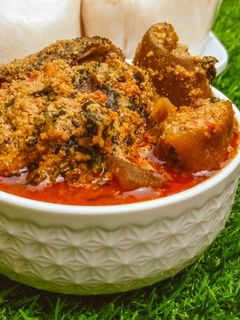 Egusi Ijebu ainihin hoton girkin