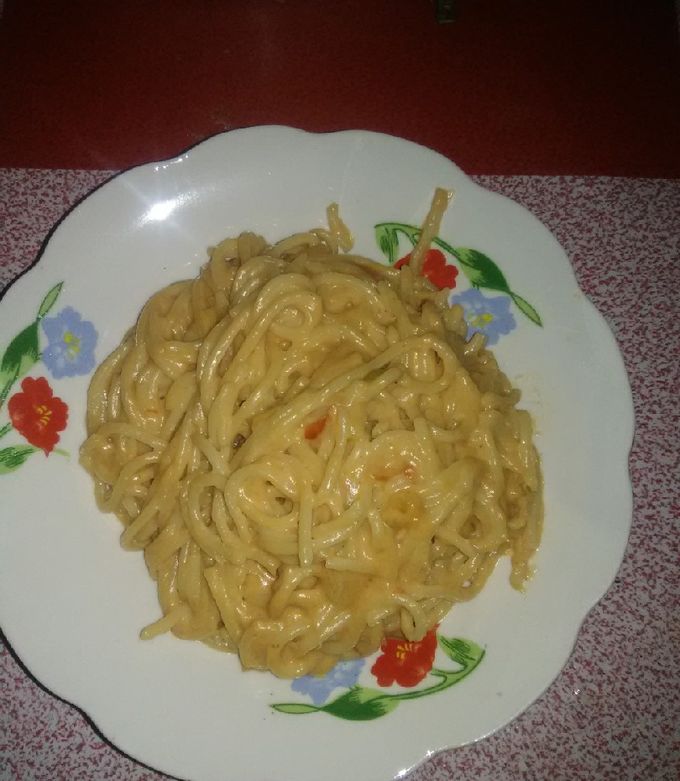 Una foto de Espaguetis con leche
