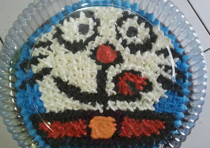 Resep Kue ulang tahun blackforest doraemon oleh Anggrek - Cookpad