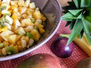 Une photo de ananas frais