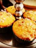 Filipino Cheese Cupcakes with Cheese Crumble