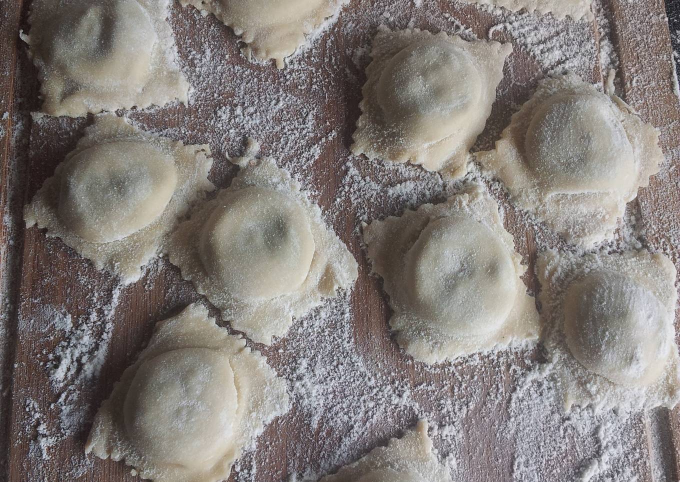 Ravioli Bolognese with beef or quorn