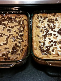 A picture of Ooey Gooey Bars.