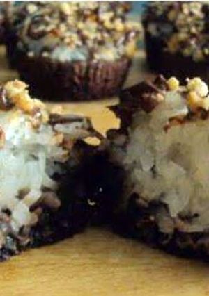 A picture of Almond Joy Cupcakes.