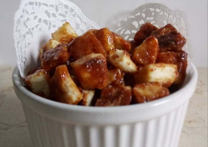 Cinnamon Caramel Bread Popcorn