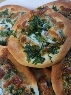 صورة لوصفة مناقيش الزعتر والجبن