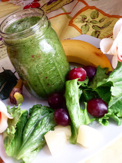 A picture of Salad smoothie.