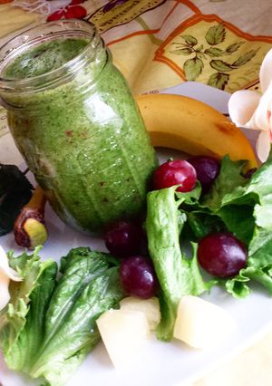 A picture of Salad smoothie.