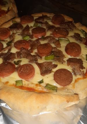 Una foto de Pizza de masa gruesa