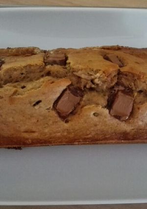 Una foto de Bizcocho de plátano con trozos de chocolate