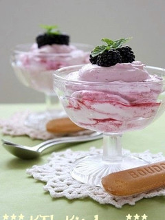 A picture of English Dessert: Blackberry Fool.