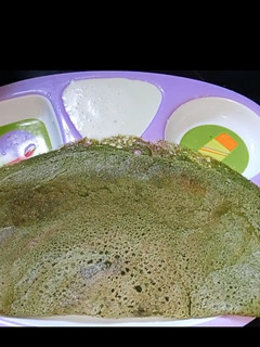 தூதுவளை தோசை(thoothuvalai dosai recipe in tamil) செய்முறை முக்கிய புகைப்படம்