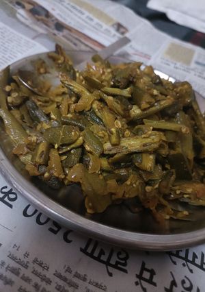 भिन्डी(bhindi recipe in hindi) रेसिपी मुख्य फोटो