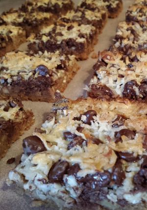 A picture of ▪Hello Dolly Bars▪.