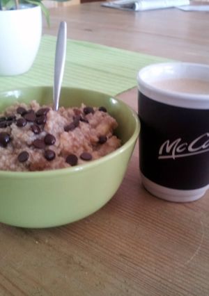 A picture of low calorie breakfast.