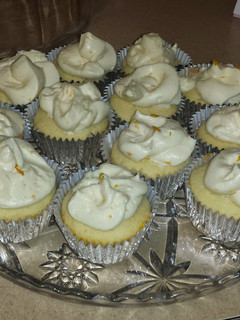 A picture of Orange Cream Cupcakes.