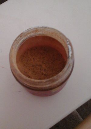 A picture of Secret chicken seasoning.