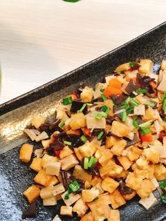 Hình của món Đậu hũ xào ngũ sắc.