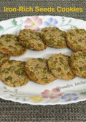 A picture of Iron-Rich Seeds Cookies.