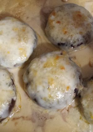 A picture of Garlic Herb Cream Cheese Stuffed Mushrooms.