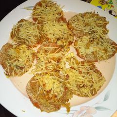A picture of Tomato parmesan.