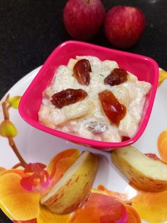 सात्विक फ्रूट चाट (Satvik Fruit Chaat recipe in hindi) रेसिपी मुख्य फोटो