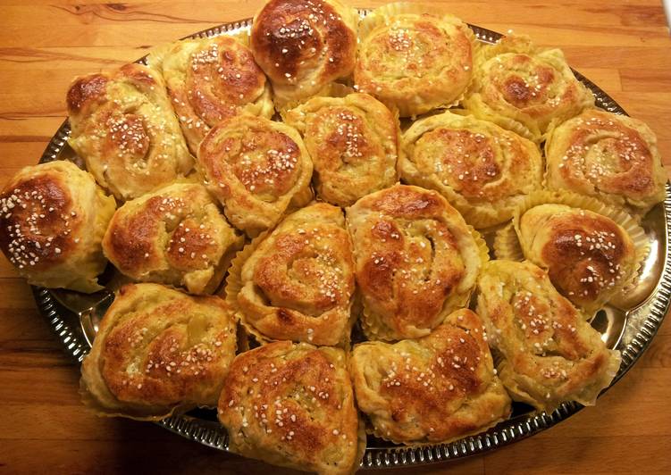 Recipe: Perfect Rubarb and vanilla buns
