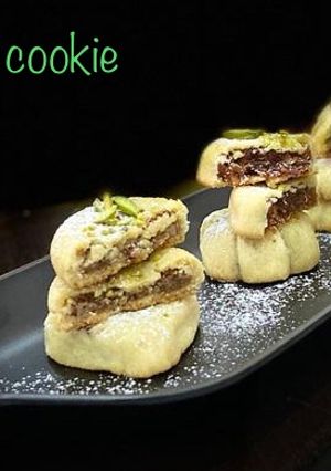 A picture of Mein'amoul Cookie (Dates cookie).