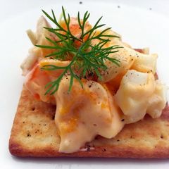 A picture of Cheesy Egg And Fennel Snack.