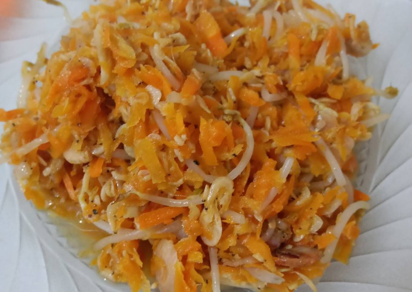 Tumis wortel + toge + udang rebon (bisa jg utk isian)
