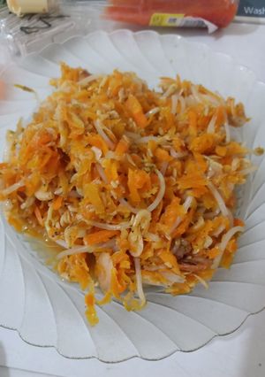 Foto resep Tumis wortel + toge + udang rebon (bisa jg utk isian)